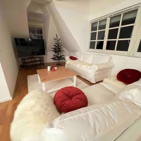 Am Park Apartment *